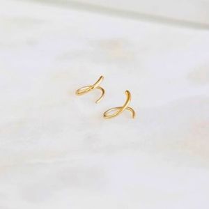 Mejuri spiral earrings